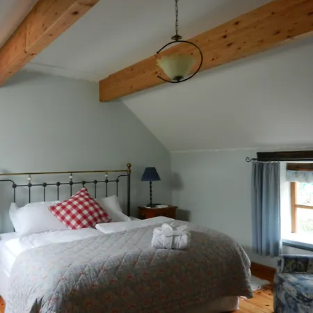 Armidale Bed & Breakfast 3*