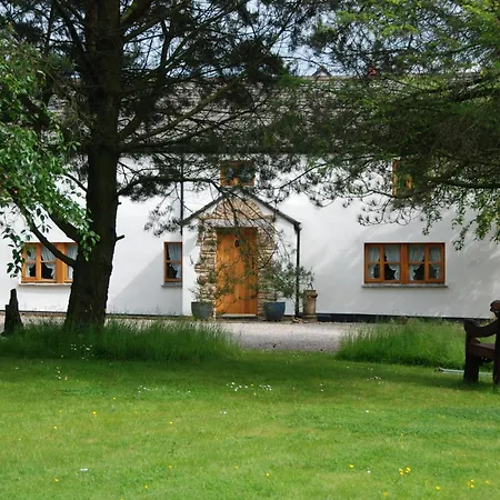 Armidale 3* Вёкингтон